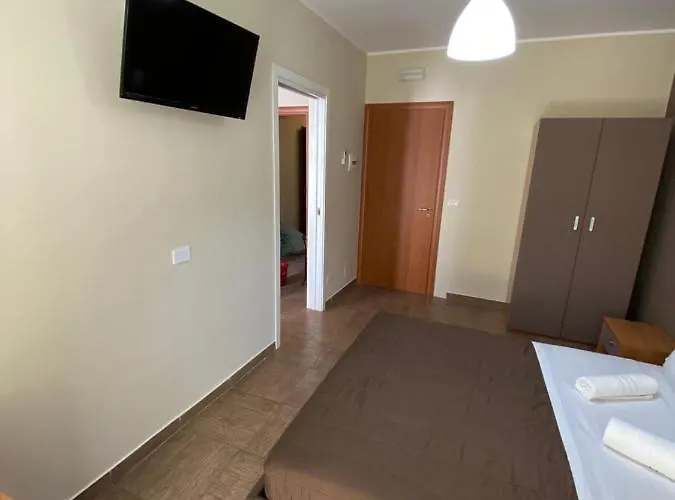 فندق مبيت وإفطار Nick & Santo's Homes جيارديني ناكسوس