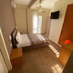 Nick & Santo's Homes 4*