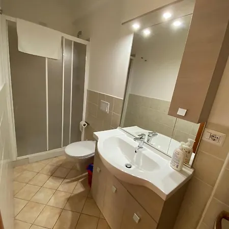 Nick & Santo's Homes 4*