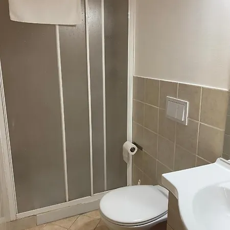 住宿加早餐酒店 Nick & Santo's Homes 贾迪尼-纳克索斯